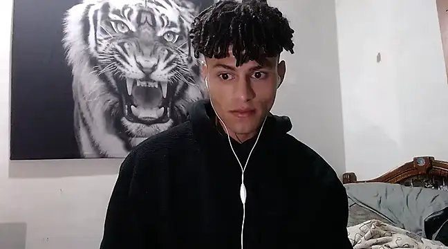 Snapshot of dany_hardy chatting on 01/11/25, 12:18 dany hardy online show from 01/11/25, 12:18