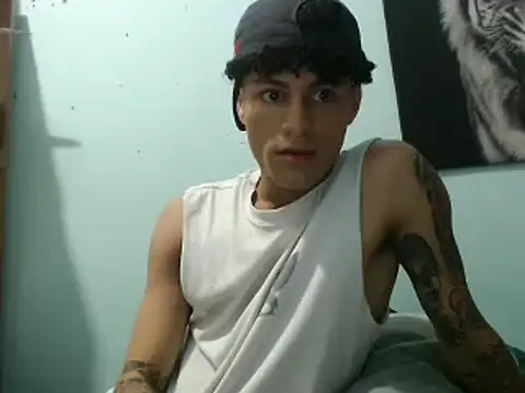 Snapshot of dany_hardy chatting on 02/15/25, 01:10 dany hardy online show from 02/15/25, 01:10