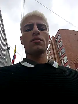 Snapshot of dany_hardy chatting on 09/29/25, 08:46 dany hardy online show from 09/29/25, 08:46