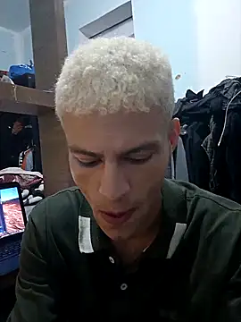 Snapshot of dany_hardy chatting on 10/04/25, 06:11 dany hardy online show from 10/04/25, 06:11