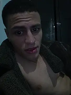 Snapshot of dany_hardy chatting on 11/12/25, 02:34 dany hardy online show from 11/12/25, 02:34