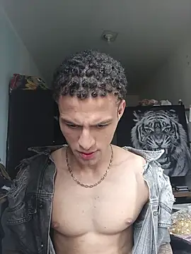 Snapshot of dany_hardy chatting on 01/12/26, 02:55 dany hardy online show from 01/12/26, 02:55