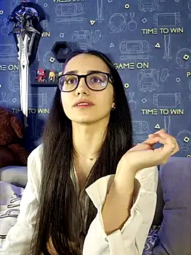 Snapshot of LittleX_Angel chatting on 03/08/25, 11:05 LittleX Angel online show from 03/08/25, 11:05