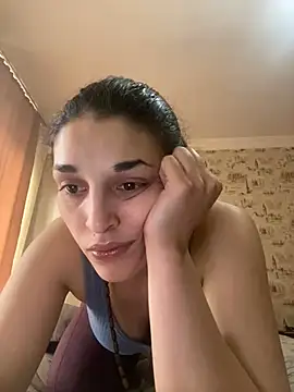 Snapshot of Rosanna_Rennie chatting on 02/22/25, 12:51 Rosanna Rennie online show from 02/22/25, 12:51