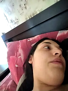 Snapshot of Rosanna_Rennie chatting on 03/05/25, 07:27 Rosanna Rennie online show from 03/05/25, 07:27