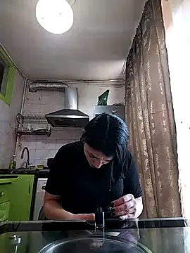 Snapshot of Rosanna_Rennie chatting on 03/08/25, 11:48 Rosanna Rennie online show from 03/08/25, 11:48