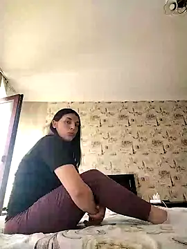 Snapshot of Rosanna_Rennie chatting on 03/11/25, 01:34 Rosanna Rennie online show from 03/11/25, 01:34