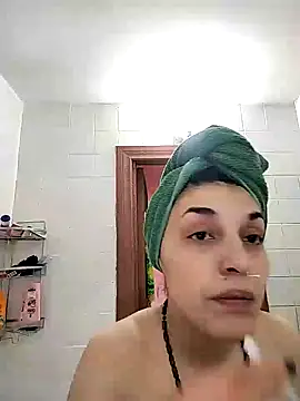 Snapshot of Rosanna_Rennie chatting on 03/15/25, 08:04 Rosanna Rennie online show from 03/15/25, 08:04