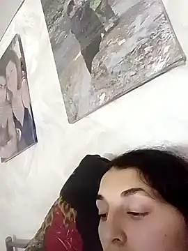 Snapshot of Rosanna_Rennie chatting on 10/02/25, 01:23 Rosanna Rennie online show from 10/02/25, 01:23