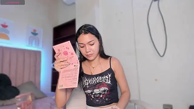 Snapshot of Kathe_slim chatting on 05/06/26, 03:17 Kathe slim online show from 05/06/26, 03:17