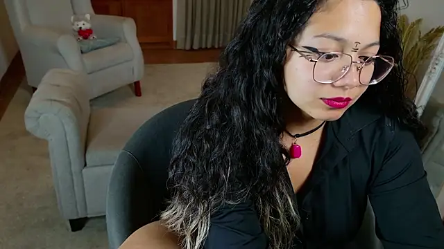 Snapshot of SelenaBlumX chatting on 10/03/25, 06:38 SelenaBlumX online show from 10/03/25, 06:38