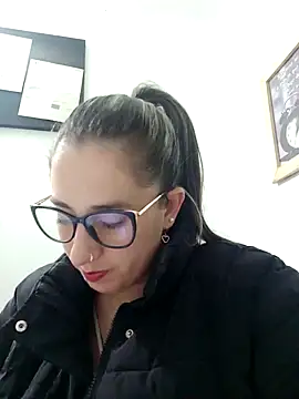 Snapshot of CHARLOTTE_1711 chatting on 02/09/25, 01:22 CHARLOTTE 1711 online show from 02/09/25, 01:22