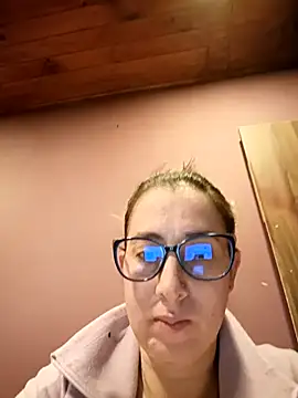 CHARLOTTE 1711 online show from 05/03/26, 11:11