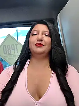Snapshot of Melyy_Edii chatting on 04/29/26, 11:00 Melyy Edii online show from 04/29/26, 11:00