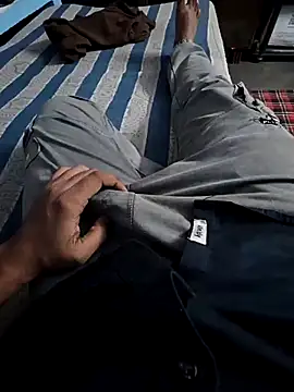 lusty male69 online show from 10/09/25, 03:21