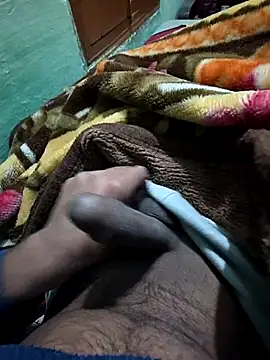 Snapshot of lusty_male69 chatting on 02/05/26, 05:23 lusty male69 online show from 02/05/26, 05:23