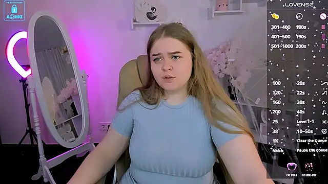 Erica  Alta online show from 01/30/25, 03:22