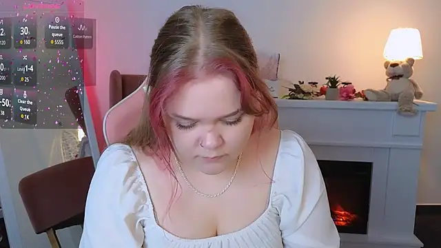 Erica  Alta online show from 09/17/25, 05:42