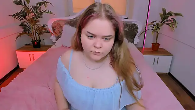 Erica  Alta online show from 10/24/25, 05:26