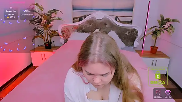 Erica  Alta online show from 10/29/25, 06:26