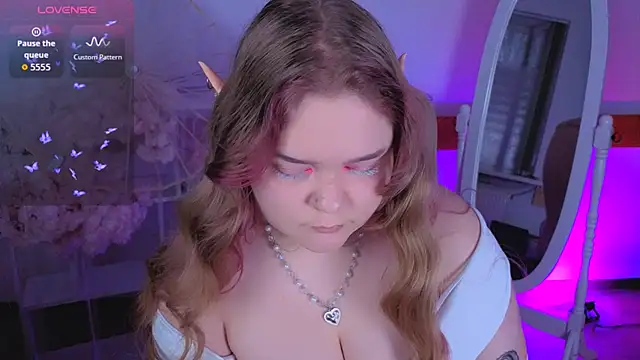 Erica  Alta online show from 11/09/25, 08:40