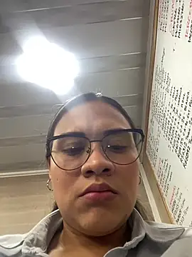 Yessica 832 online show from 02/11/26, 02:33