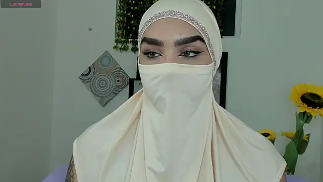 Maissa Alabi online show from 09/15/25, 07:25