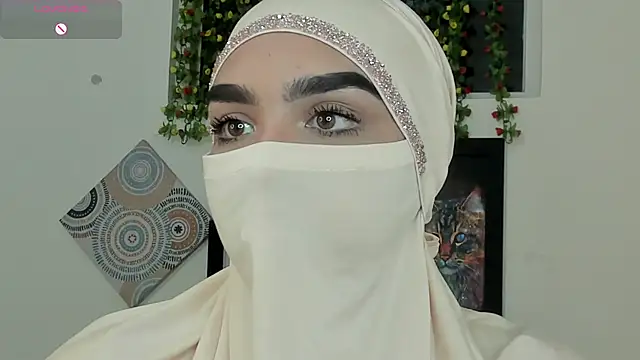 Maissa Alabi online show from 10/17/25, 05:15