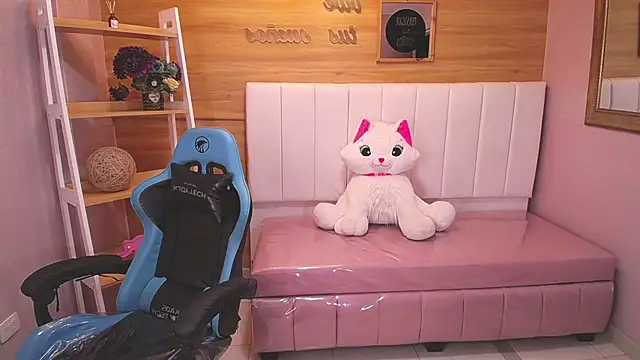 Snapshot of victoria_ricci_a chatting on 01/29/25, 07:22 victoria ricci a online show from 01/29/25, 07:22