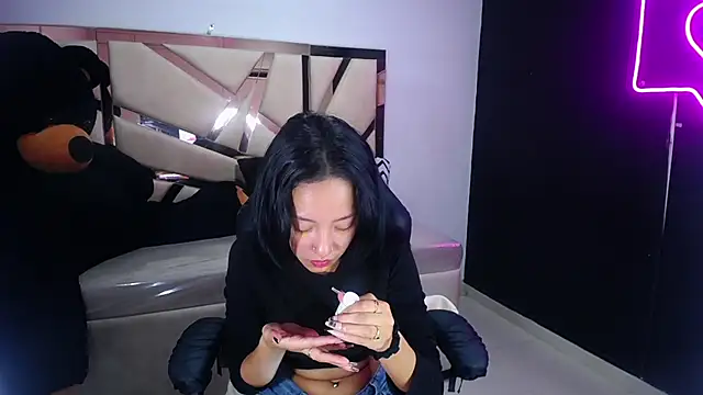 Snapshot of victoria_ricci_a chatting on 03/03/25, 04:35 victoria ricci a online show from 03/03/25, 04:35