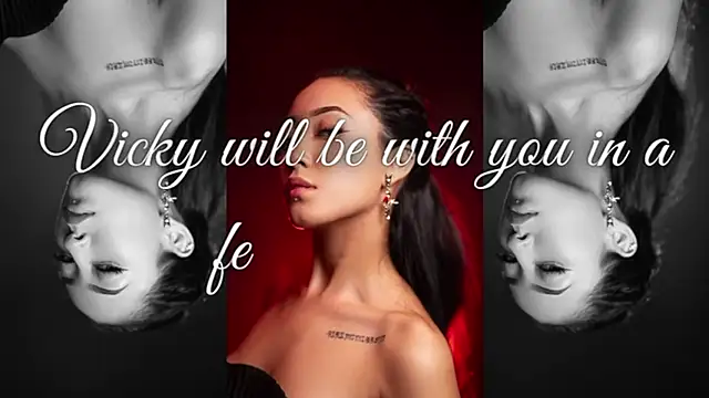 Snapshot of victoria_ricci_a chatting on 10/29/25, 01:30 victoria ricci a online show from 10/29/25, 01:30