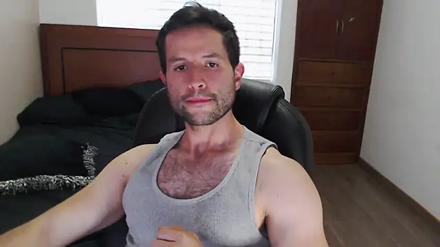 Snapshot of hairyncuteass chatting on 02/01/25, 10:34 hairyncuteass online show from 02/01/25, 10:34