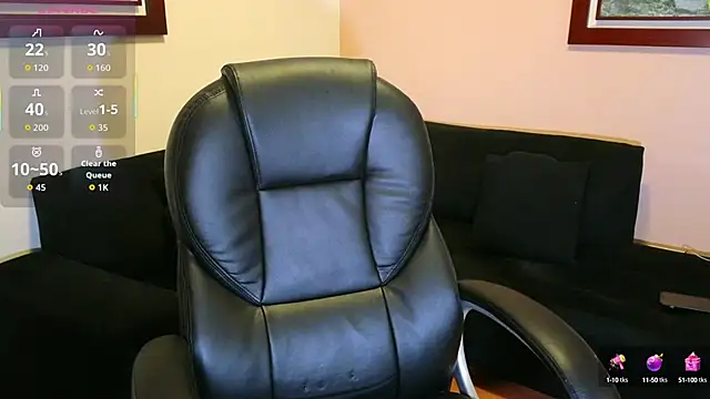 Snapshot of hairyncuteass chatting on 10/18/25, 02:47 hairyncuteass online show from 10/18/25, 02:47