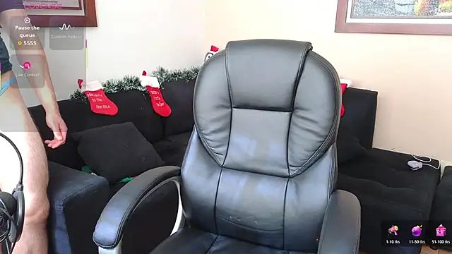 Snapshot of hairyncuteass chatting on 11/26/25, 02:07 hairyncuteass online show from 11/26/25, 02:07