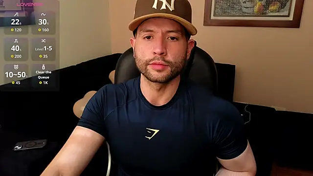 Snapshot of hairyncuteass chatting on 02/06/26, 02:42 hairyncuteass online show from 02/06/26, 02:42