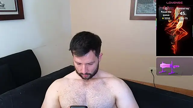 Snapshot of hairyncuteass chatting on 06/26/26, 04:11 hairyncuteass online show from 06/26/26, 04:11