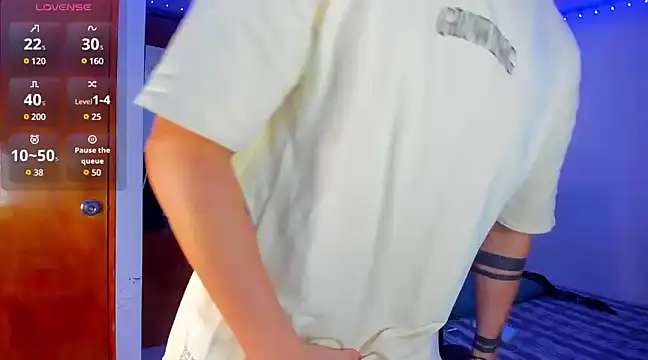 austinoficial online show from 02/25/25, 03:31