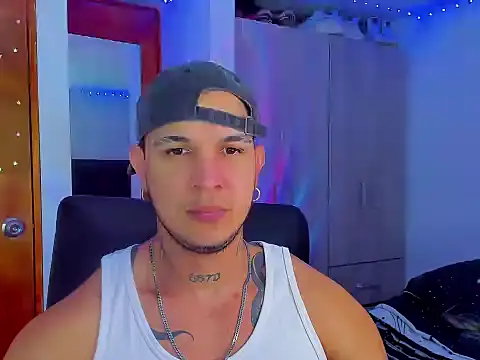 austinoficial online show from 09/11/25, 09:04