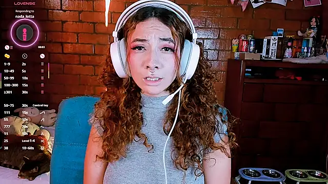 Annycolin  online show from 04/20/26, 10:33