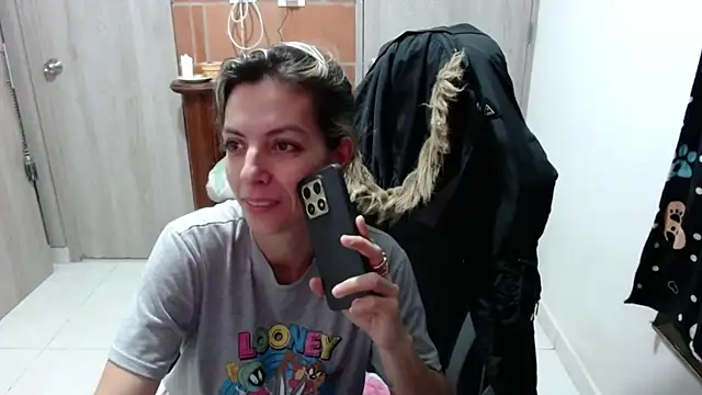 Princezzlove3 online show from 02/12/25, 12:37