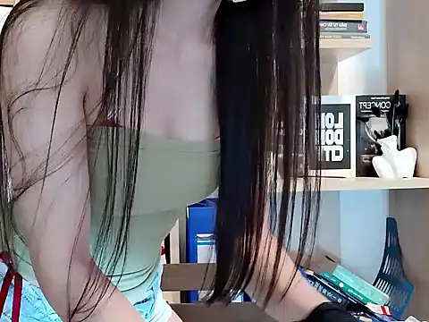 Lush-Office online show from 10/16/25, 06:47