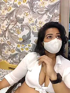 angelrani1234 online show from 02/05/26, 12:43