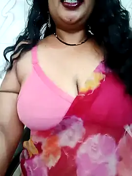 Snapshot of Haseena_Baby chatting on 04/26/26, 02:20 Haseena Baby online show from 04/26/26, 02:20