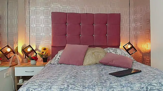 Snapshot of victoriapalmerfg chatting on 03/08/25, 06:47 victoriapalmerfg online show from 03/08/25, 06:47