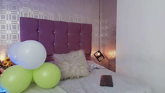 Snapshot of victoriapalmerfg chatting on 03/20/25, 11:02 victoriapalmerfg online show from 03/20/25, 11:02