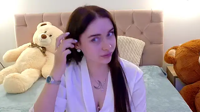 Lilliana Moon online show from 03/18/26, 10:07