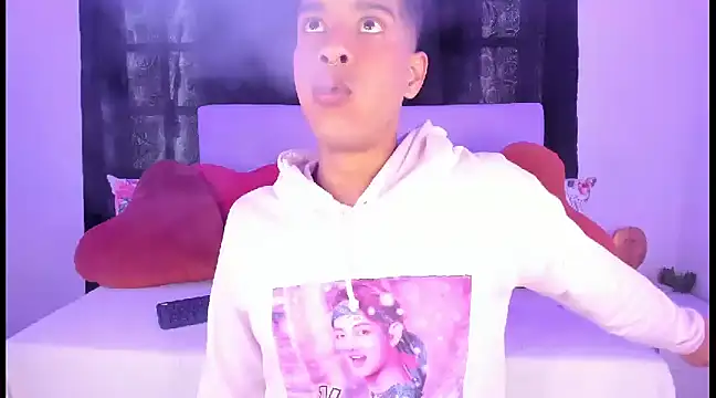 Ethan Boyy online show from 02/26/25, 03:52