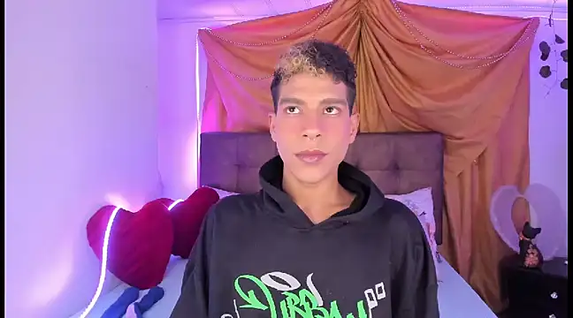 Ethan Boyy online show from 03/21/25, 11:12