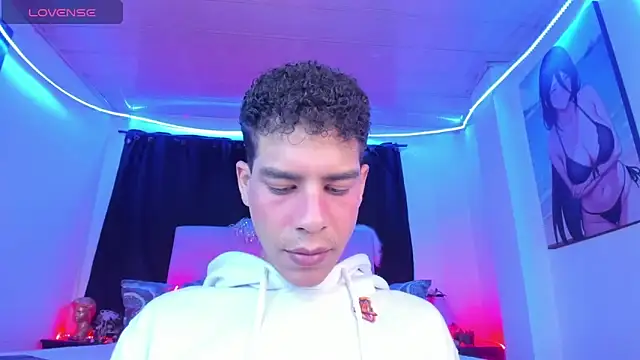 Ethan Boyy online show from 04/13/26, 02:55