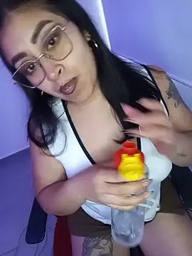 AnonymousGirl online show from 07/01/26, 09:47